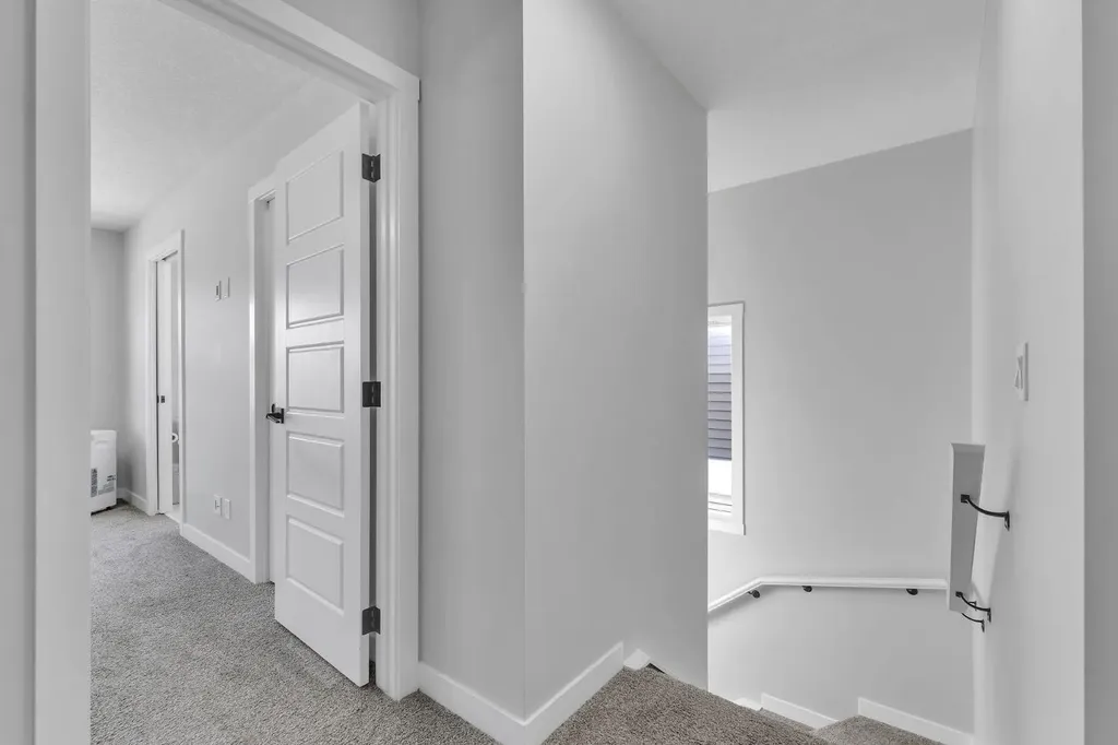 67 Corner Glen Gardens NE Calgary AB T3N2L3