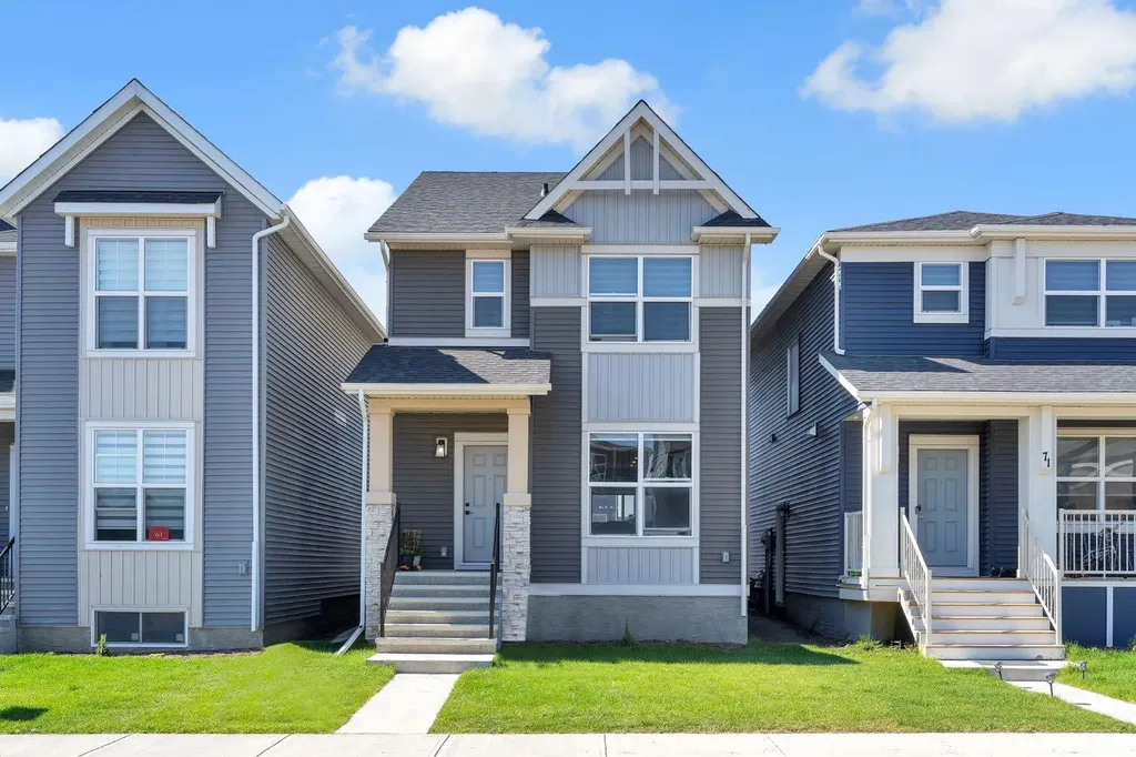 67 Corner Glen Gardens NE Calgary AB T3N2L3