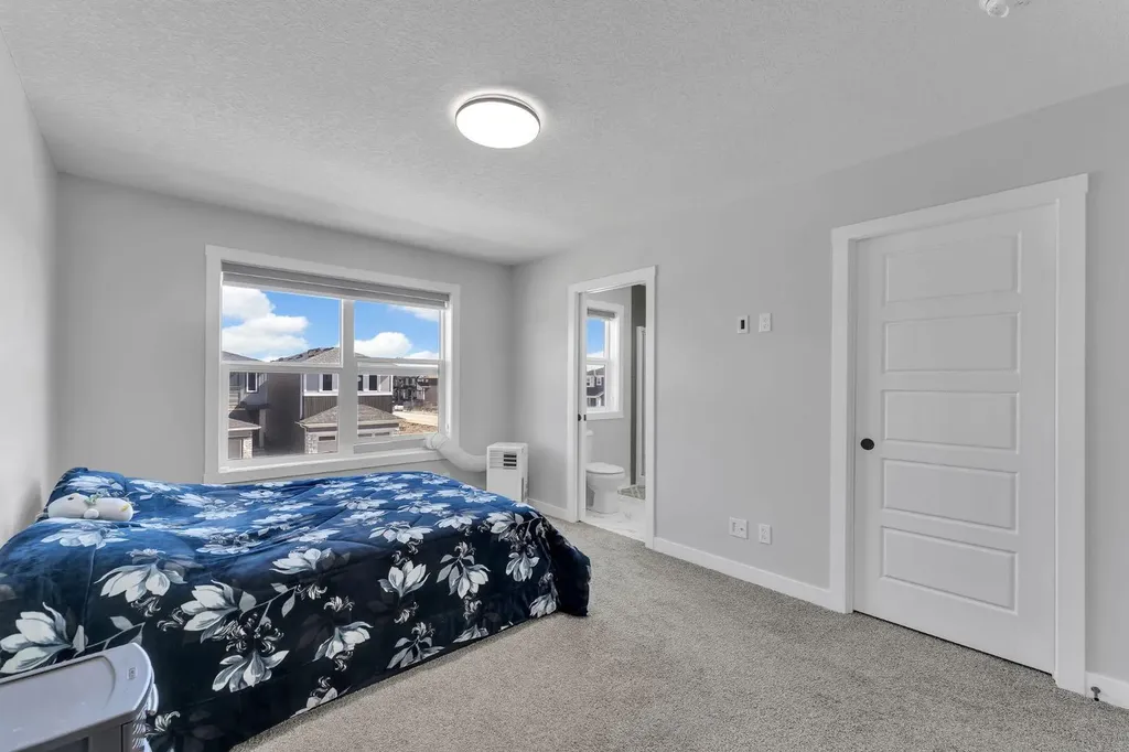67 Corner Glen Gardens NE Calgary AB T3N2L3