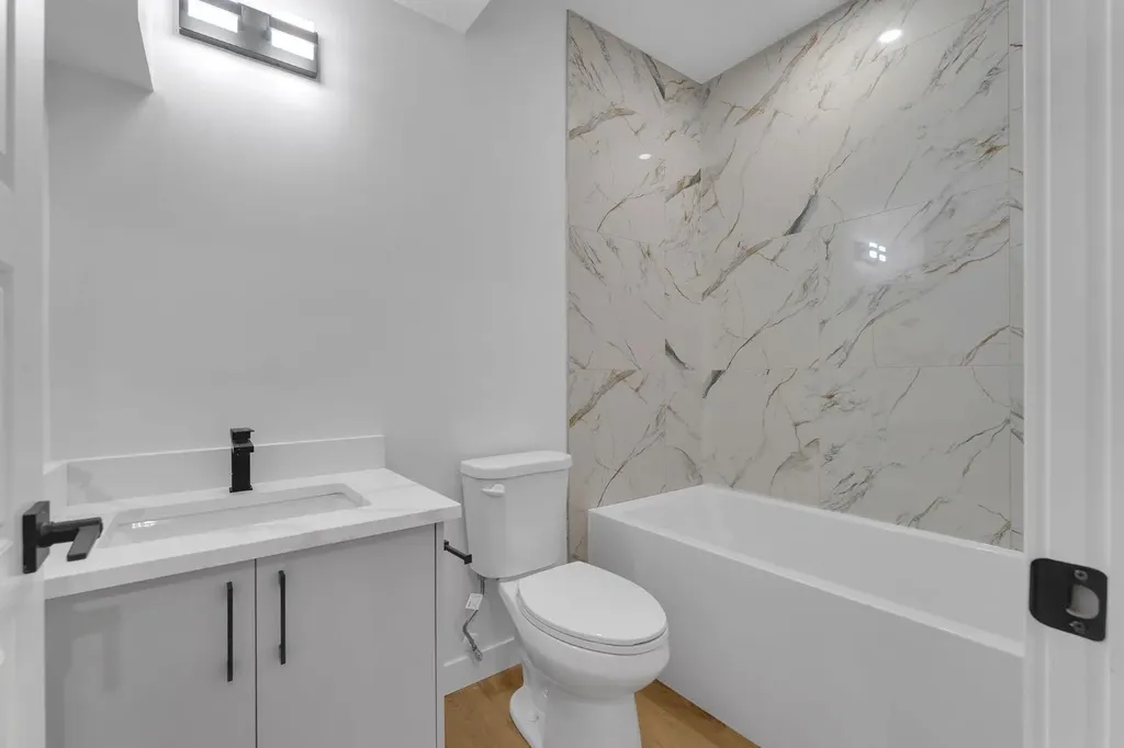 67 Corner Glen Gardens NE Calgary AB T3N2L3