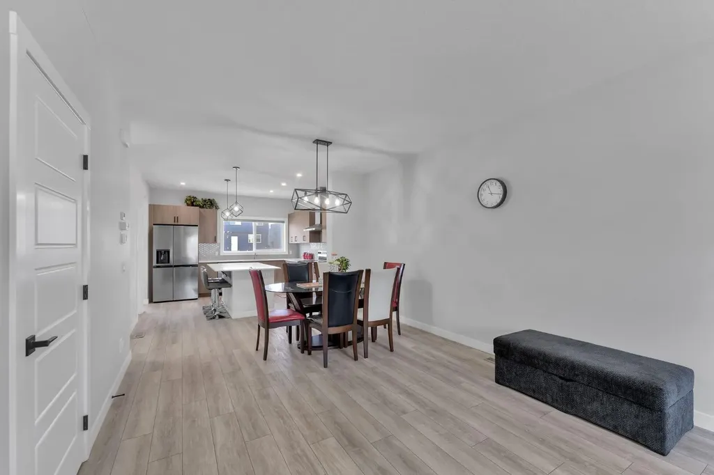 67 Corner Glen Gardens NE Calgary AB T3N2L3