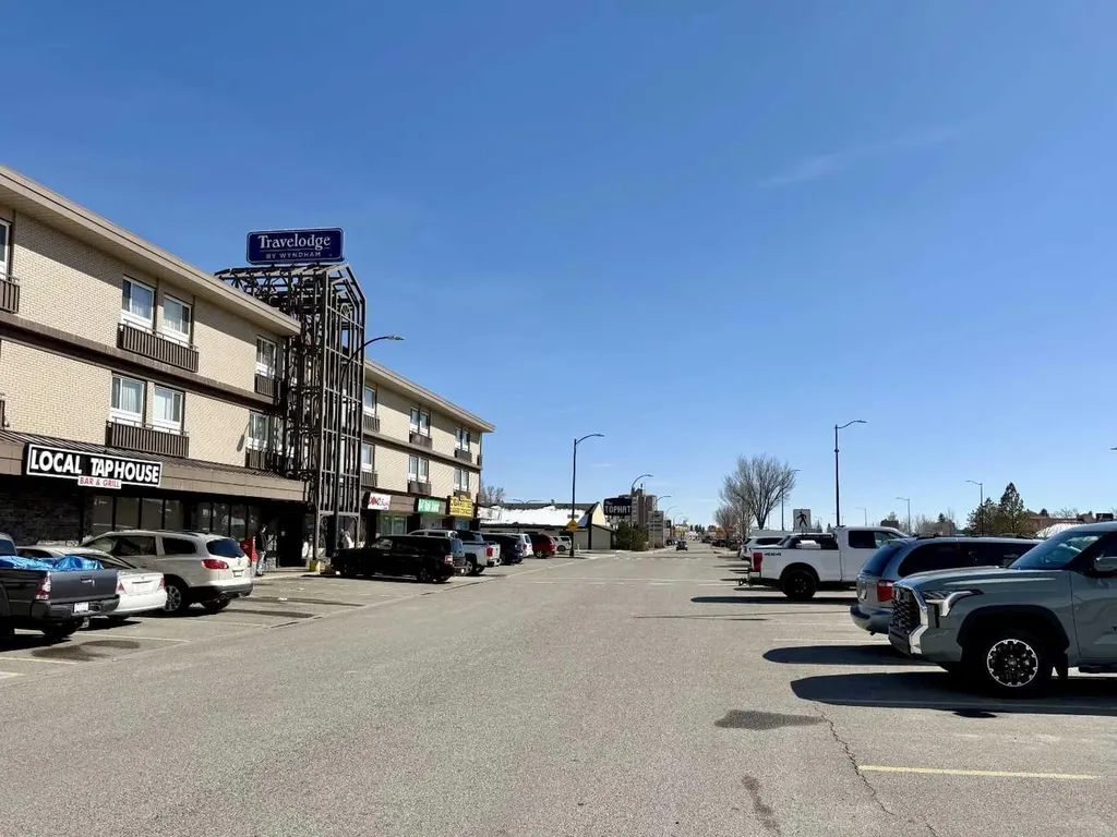 1009 Mayor Magrath Drive S Lethbridge AB T1K 2P7