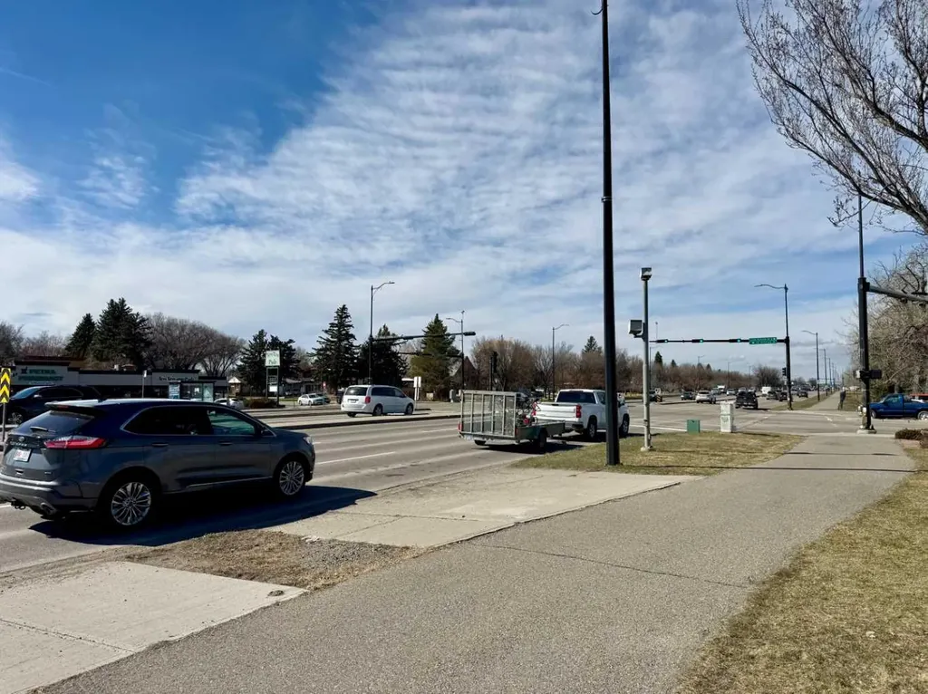 1009 Mayor Magrath Drive S Lethbridge AB T1K 2P7