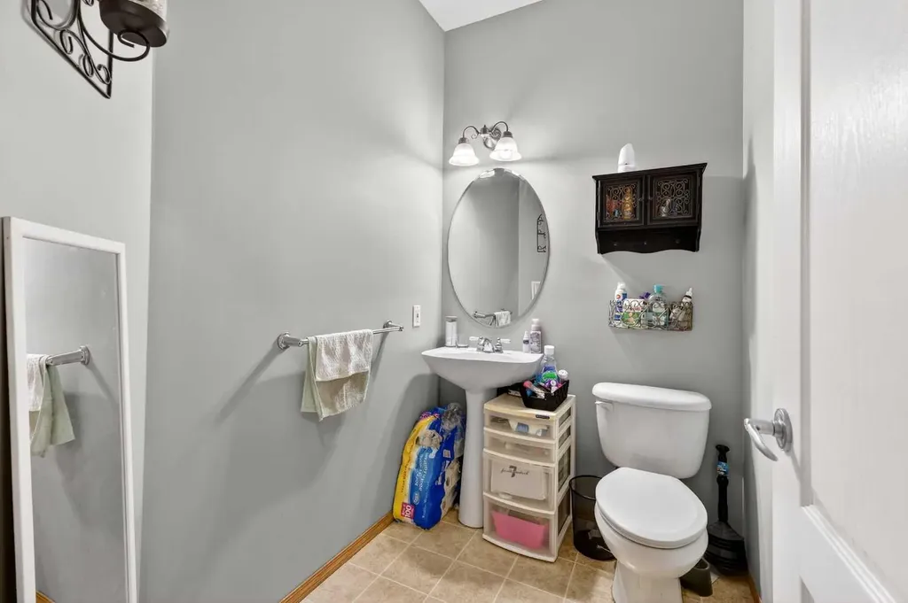 765 Qualicum Beach Bay Chestermere AB T1X1J1