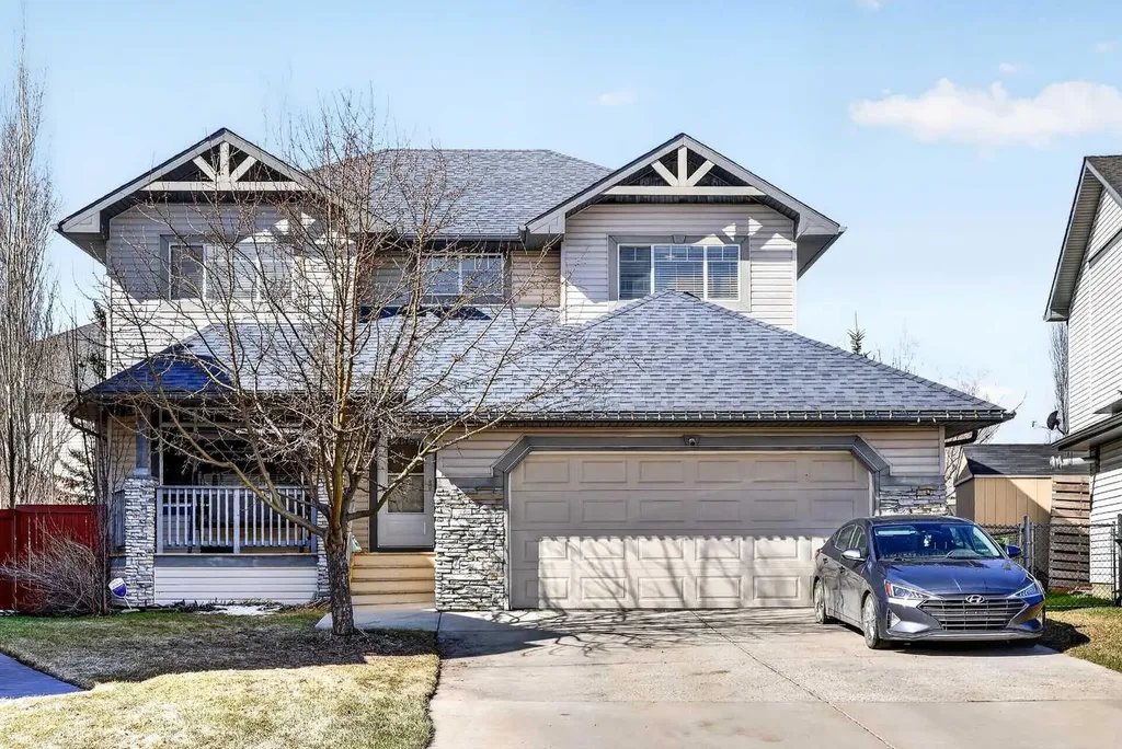 765 Qualicum Beach Bay Chestermere AB T1X1J1