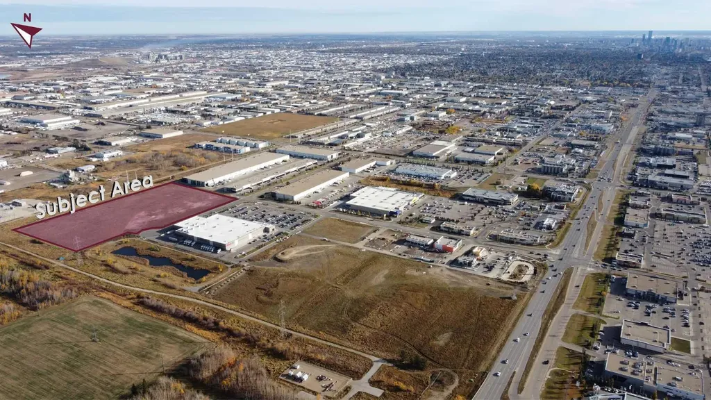 18574 104 Avenue NW Edmonton AB T5S 0K3