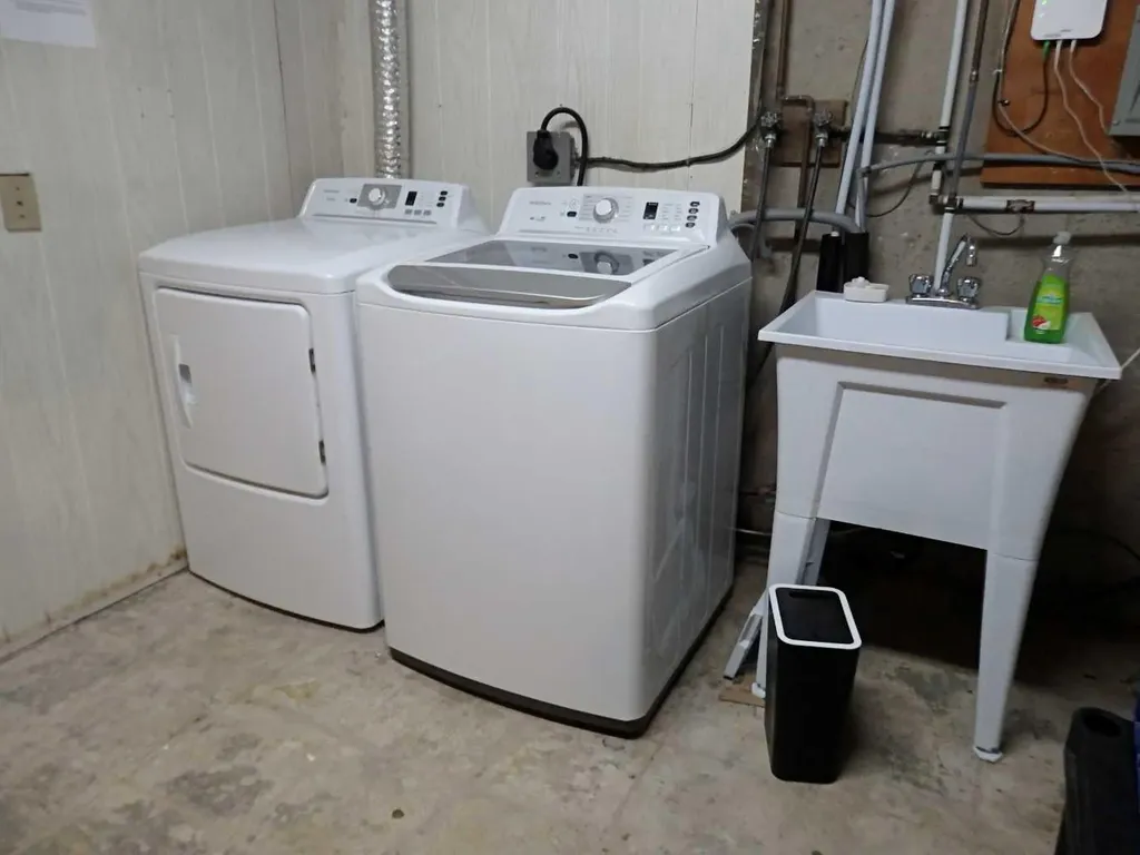 4812 Airport Drive Vermilion AB T9X 1P2