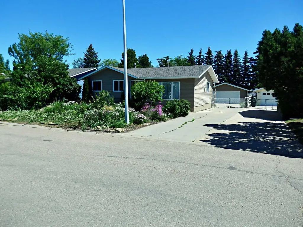 4812 Airport Drive Vermilion AB T9X 1P2