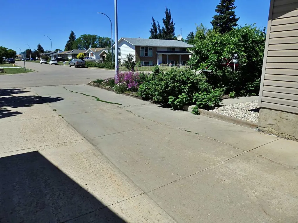 4812 Airport Drive Vermilion AB T9X 1P2