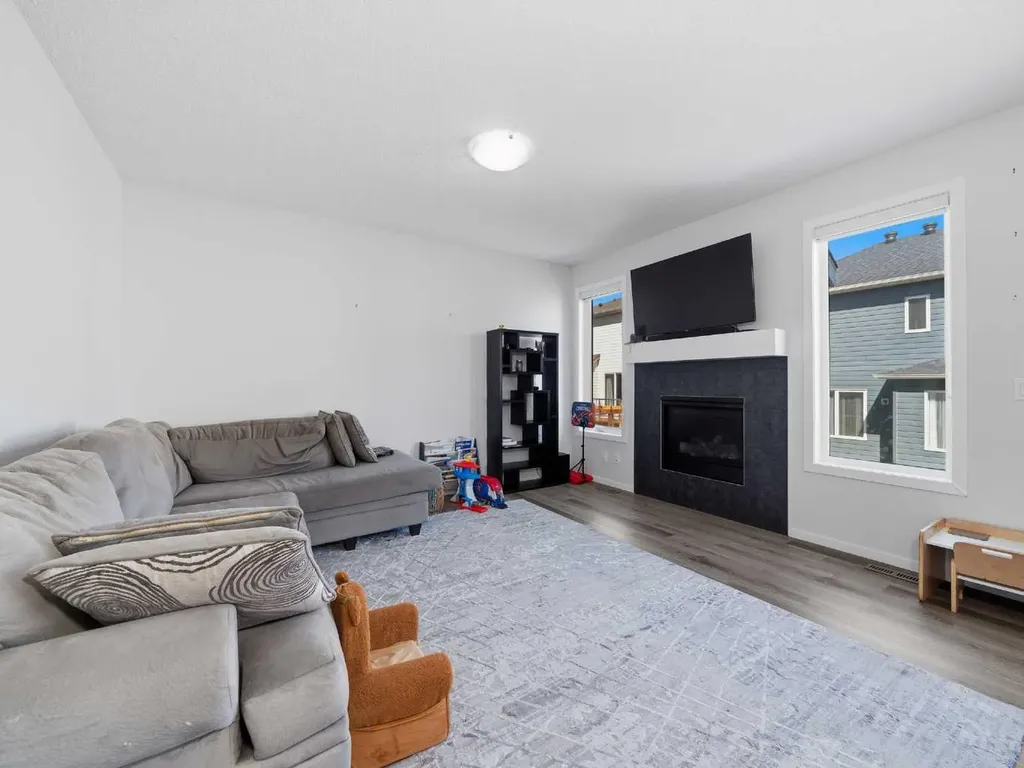 62 Yorkstone Heath SW Calgary AB T2X 4K5