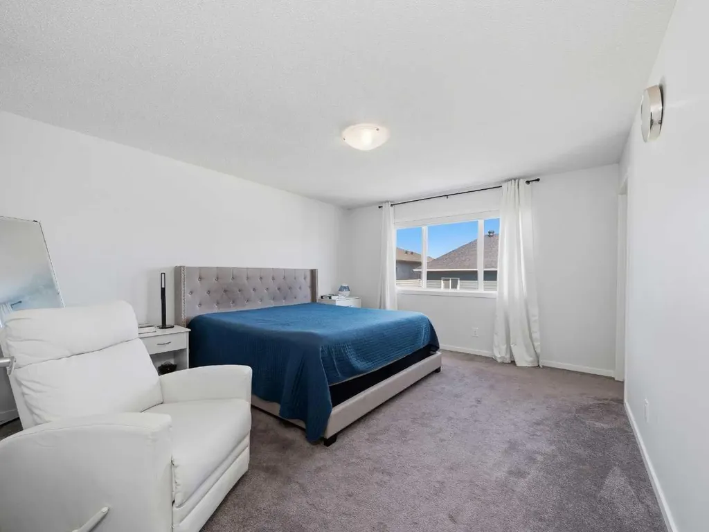 62 Yorkstone Heath SW Calgary AB T2X 4K5