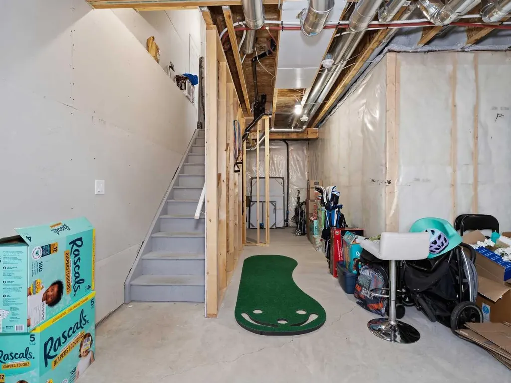 62 Yorkstone Heath SW Calgary AB T2X 4K5