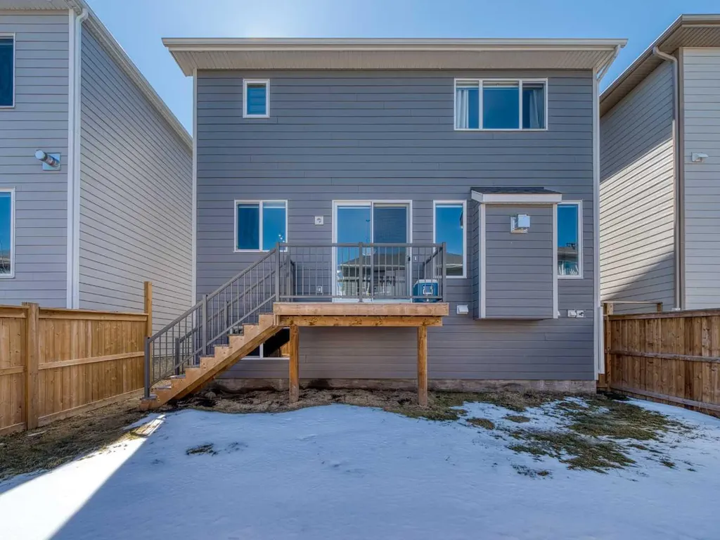 62 Yorkstone Heath SW Calgary AB T2X 4K5