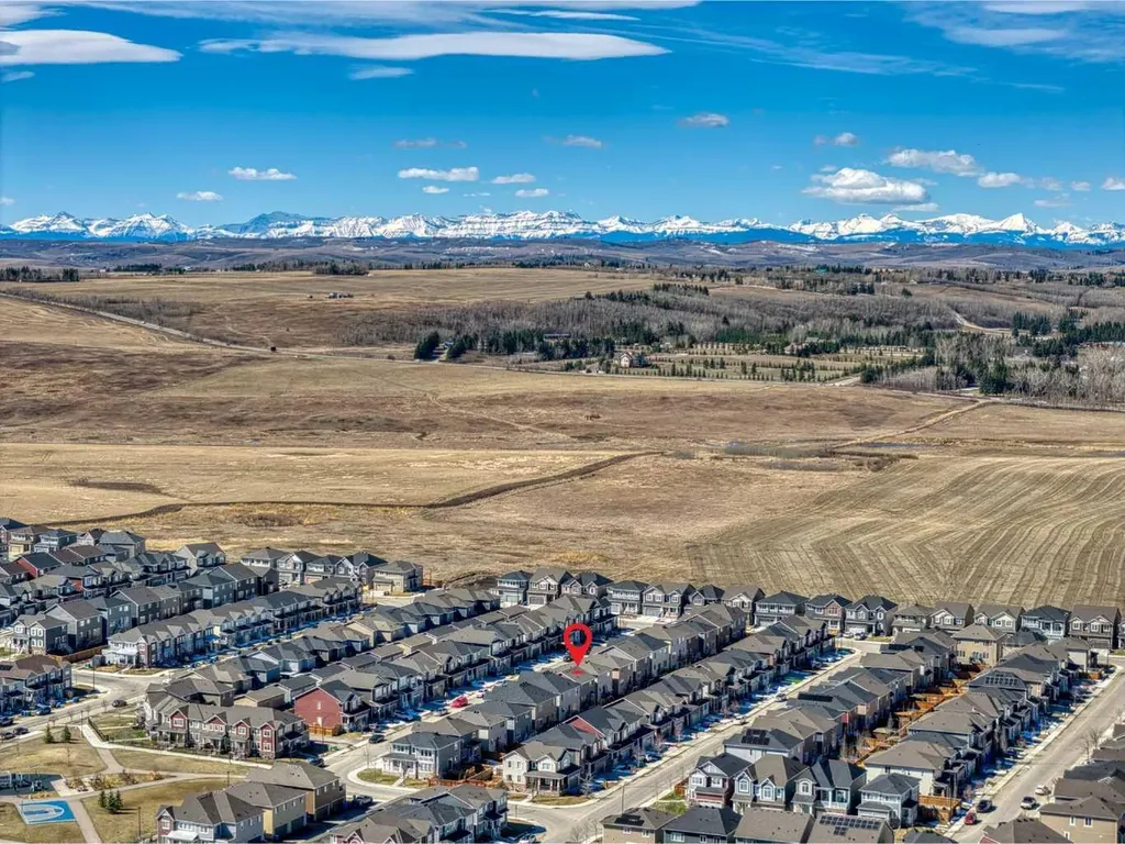 62 Yorkstone Heath SW Calgary AB T2X 4K5