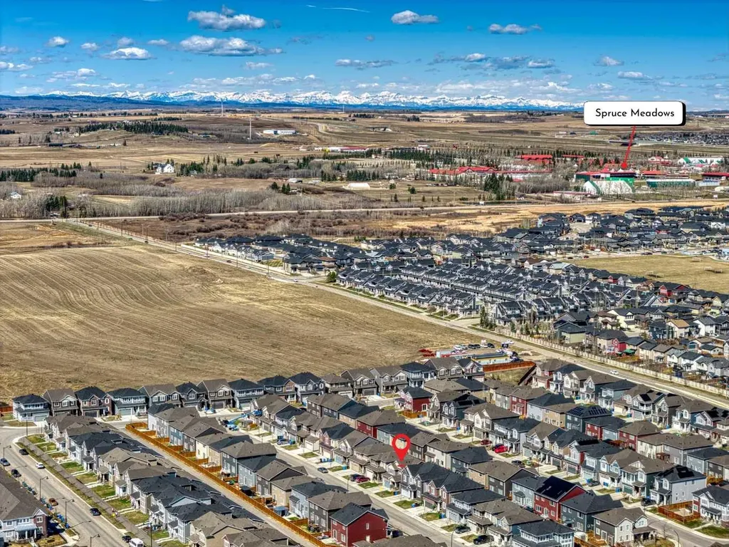 62 Yorkstone Heath SW Calgary AB T2X 4K5