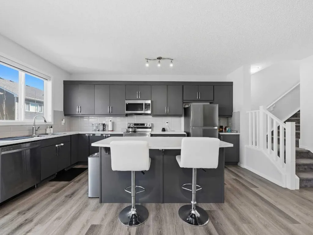 62 Yorkstone Heath SW Calgary AB T2X 4K5
