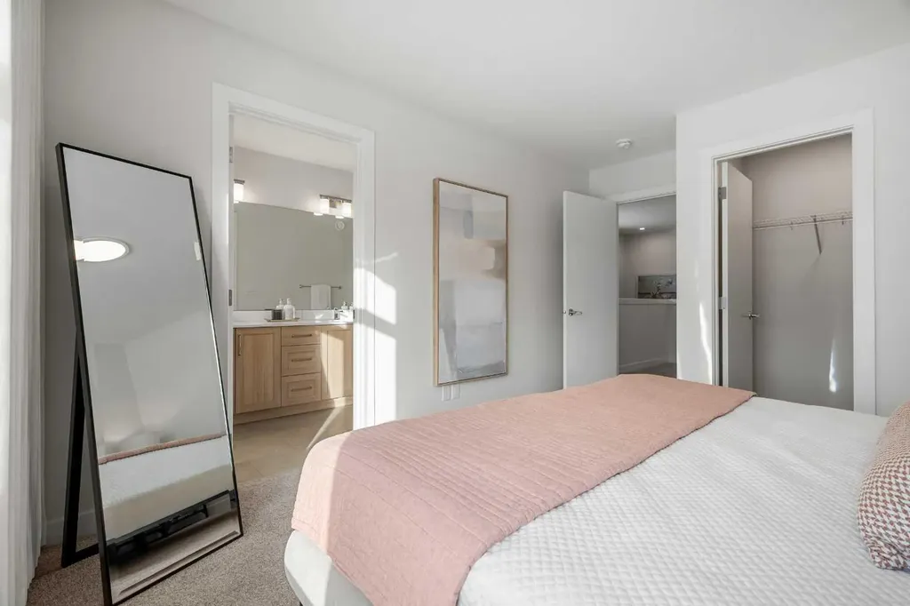 14438 15 Street NE Calgary AB T3P 2T1