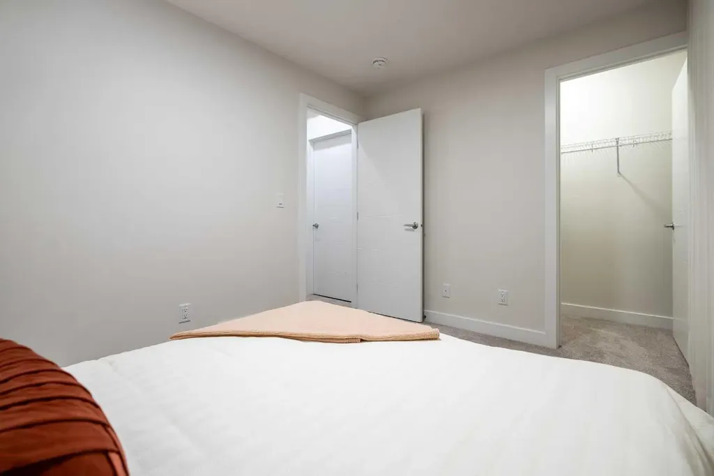 14438 15 Street NE Calgary AB T3P 2T1