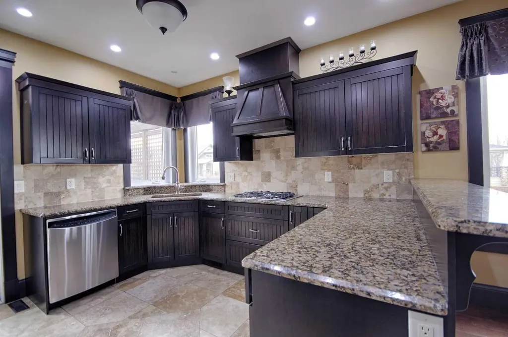 226 Riverstone Boulevard W Lethbridge AB T1K 5P3