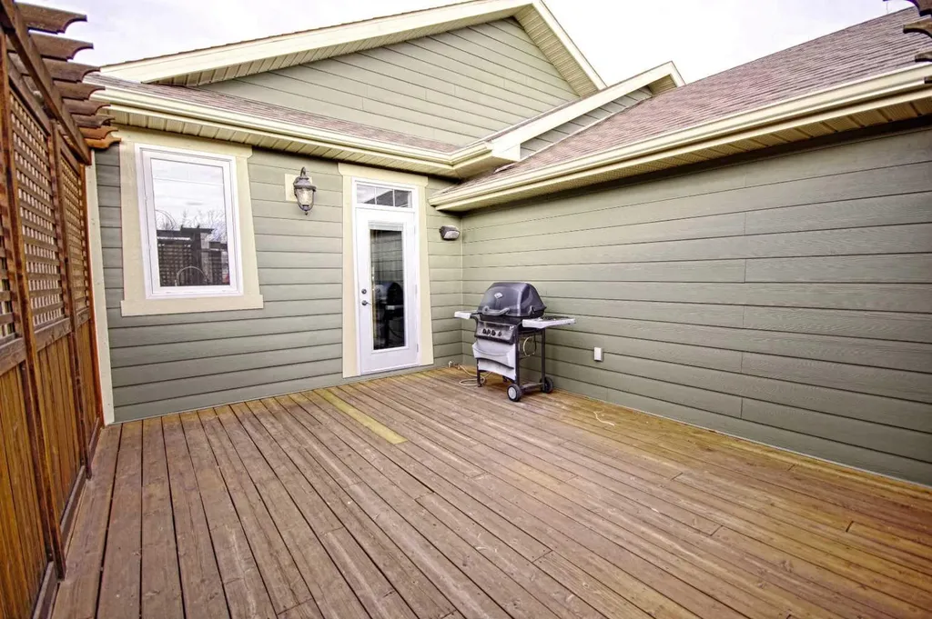 226 Riverstone Boulevard W Lethbridge AB T1K 5P3