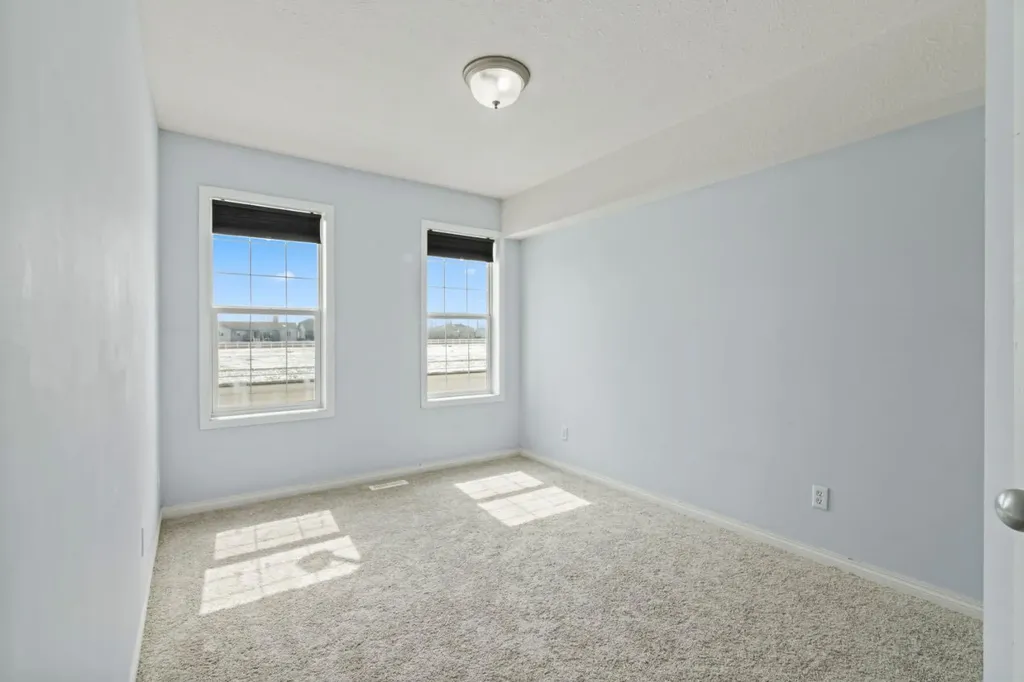 103 Strathaven Drive Strathmore AB T1P 1W3