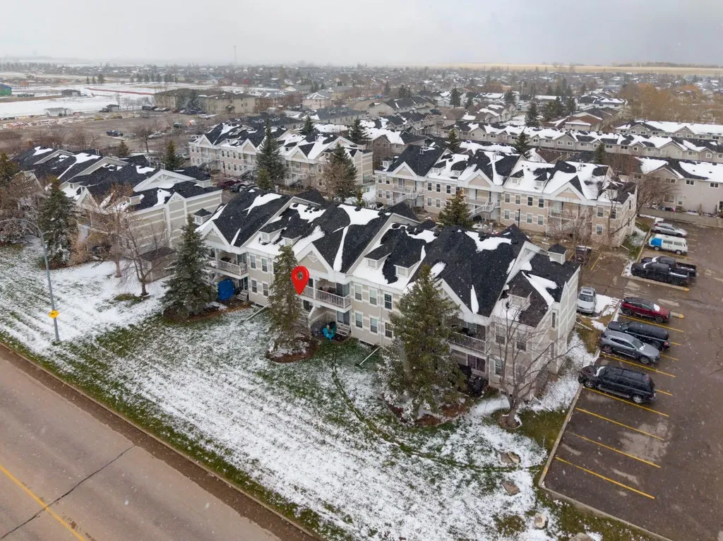 103 Strathaven Drive Strathmore AB T1P 1W3