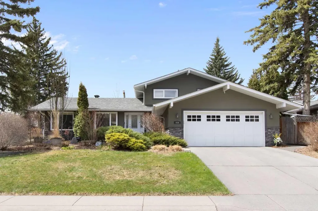 656 Willow Brook Drive SE Calgary AB T2J 1N8
