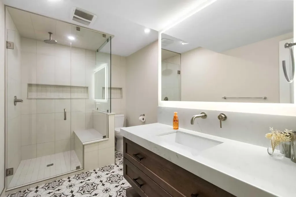 656 Willow Brook Drive SE Calgary AB T2J 1N8