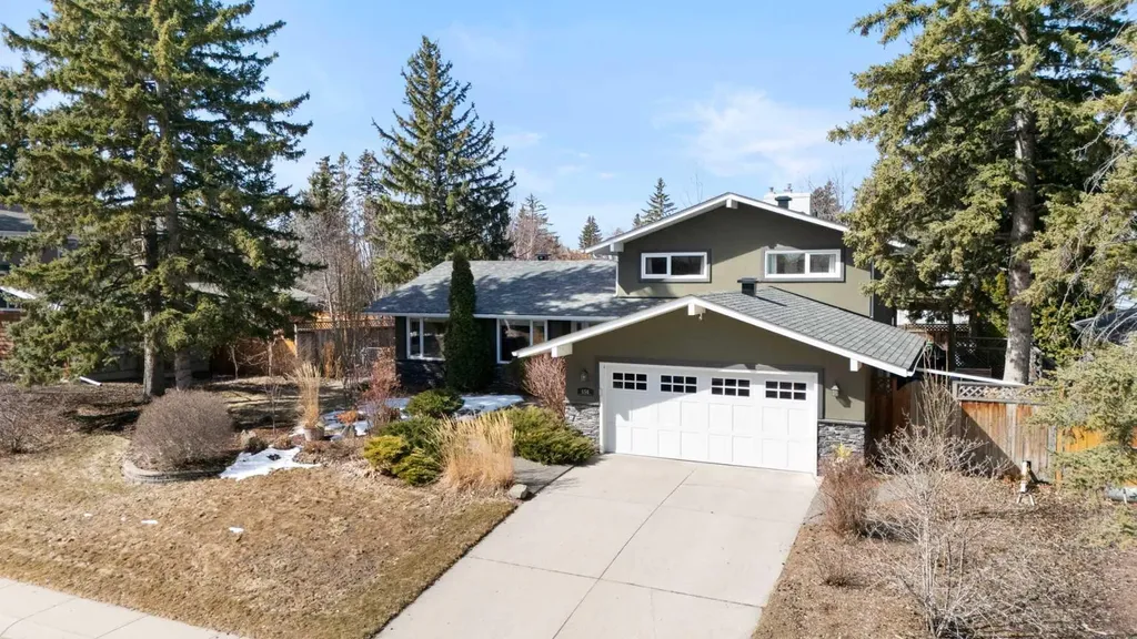 656 Willow Brook Drive SE Calgary AB T2J 1N8
