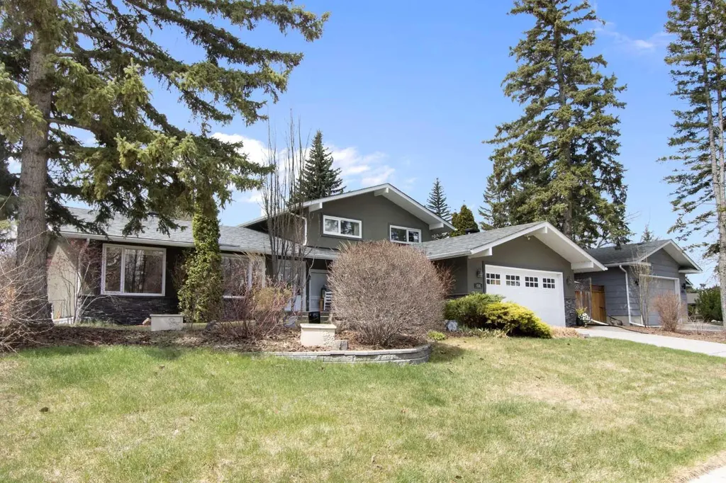 656 Willow Brook Drive SE Calgary AB T2J 1N8