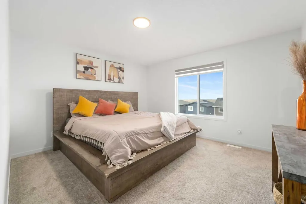 30 Edith Manor NW Calgary AB T3R1Y7