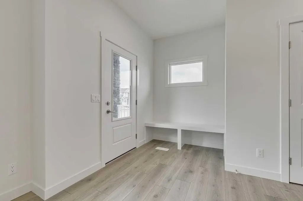 208 Belmont Way SW Calgary AB T2X 5T5