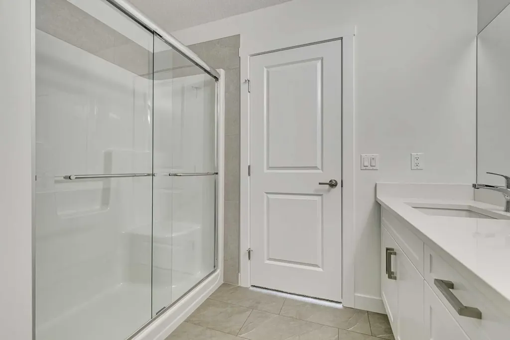 208 Belmont Way SW Calgary AB T2X 5T5