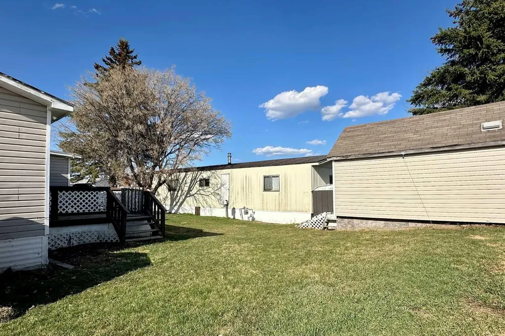 156 River Valley Estates Whitecourt AB T7S 1K2