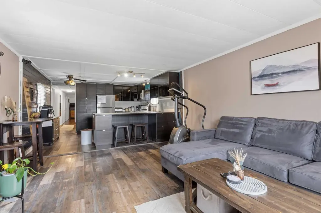 156 River Valley Estates Whitecourt AB T7S 1K2