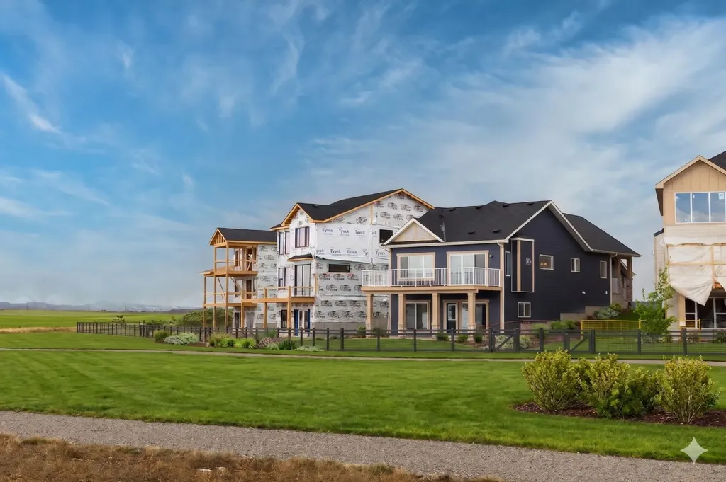 125 Monarch Bend Rural Rocky View County AB T3Z 0K4