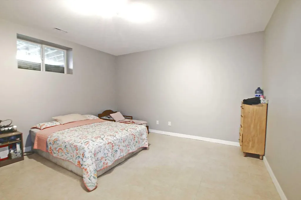 1314 Cottonwood Close Sunbreaker Cove AB T0C0J0