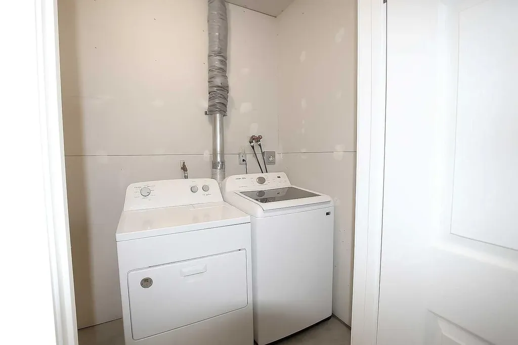 1314 Cottonwood Close Sunbreaker Cove AB T0C0J0