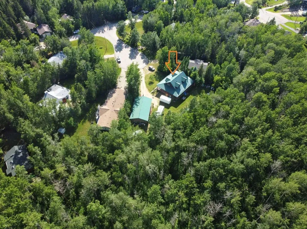 1314 Cottonwood Close Sunbreaker Cove AB T0C0J0