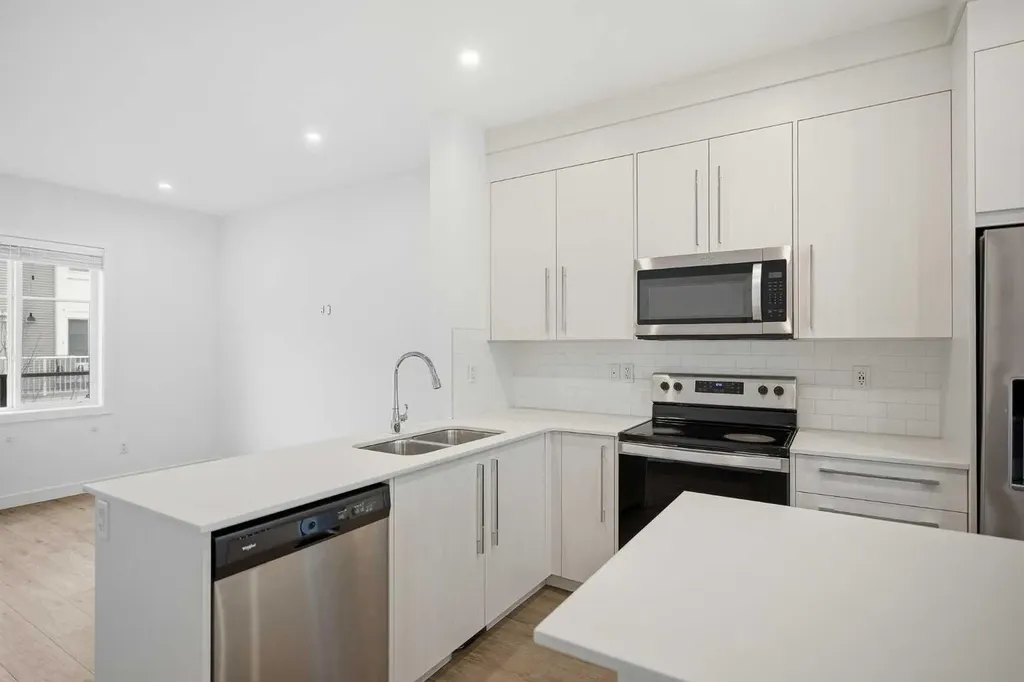 669 Savanna Boulevard NE Calgary AB T3J 4B6