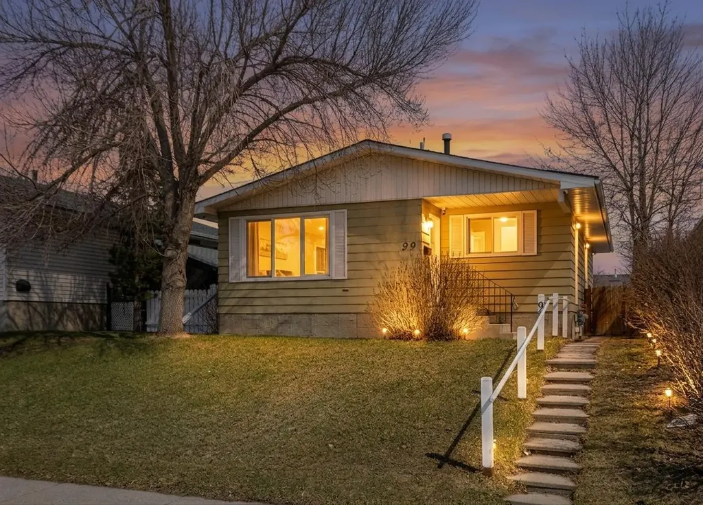 99 Dovercliffe Way SE Calgary AB T2B 1W6