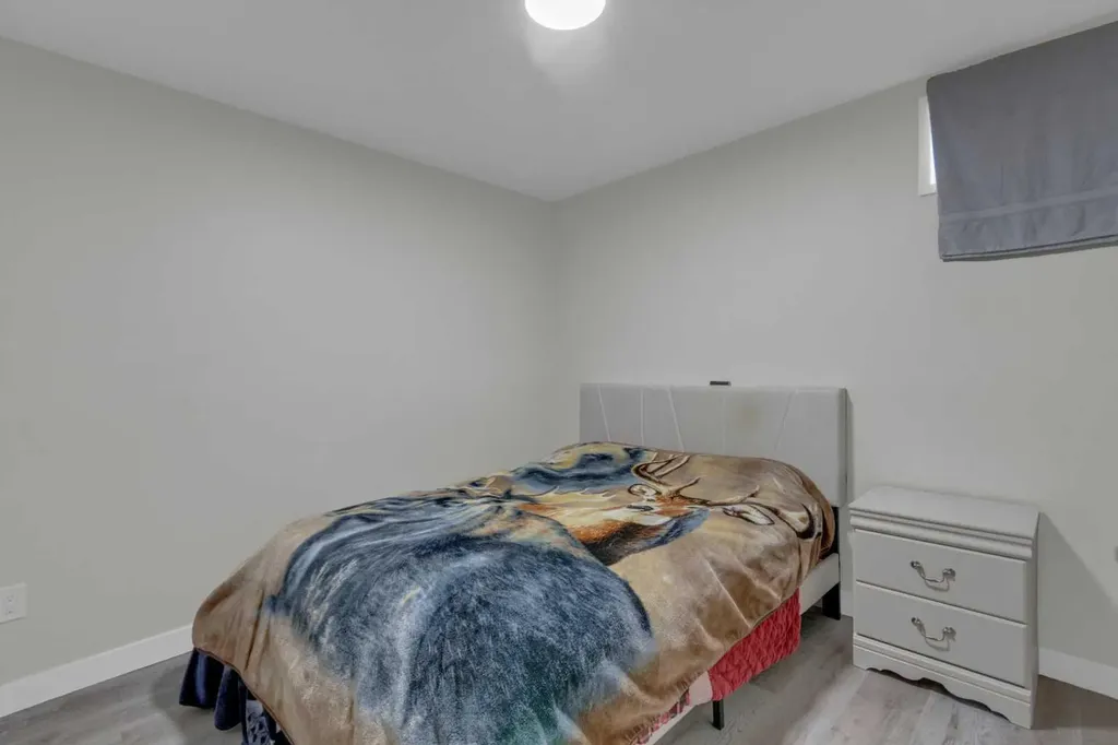 99 Dovercliffe Way SE Calgary AB T2B 1W6