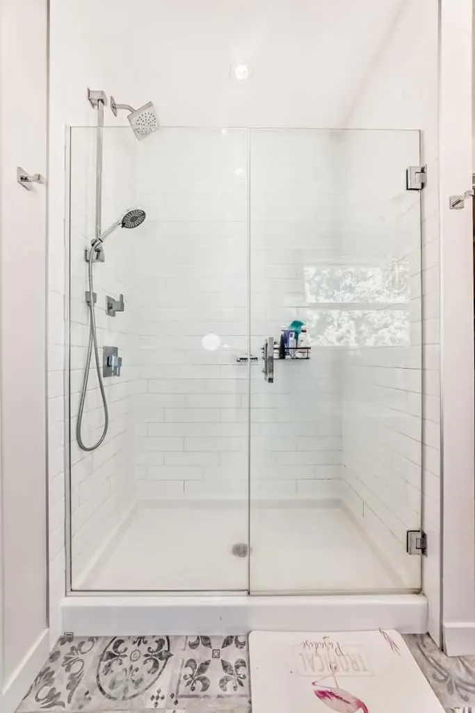 112 Hanover Road SW Calgary AB T2V 3J4