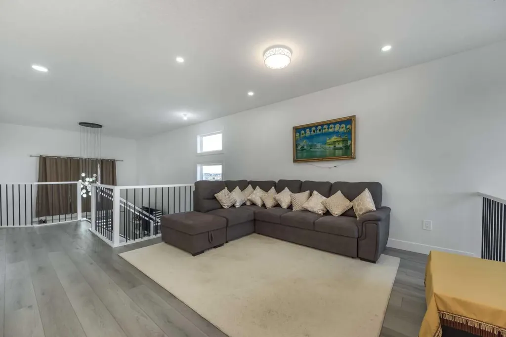 1001 Waterford Drive SE Chestermere AB T1X2T7