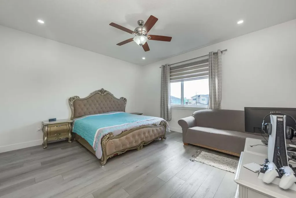 1001 Waterford Drive SE Chestermere AB T1X2T7