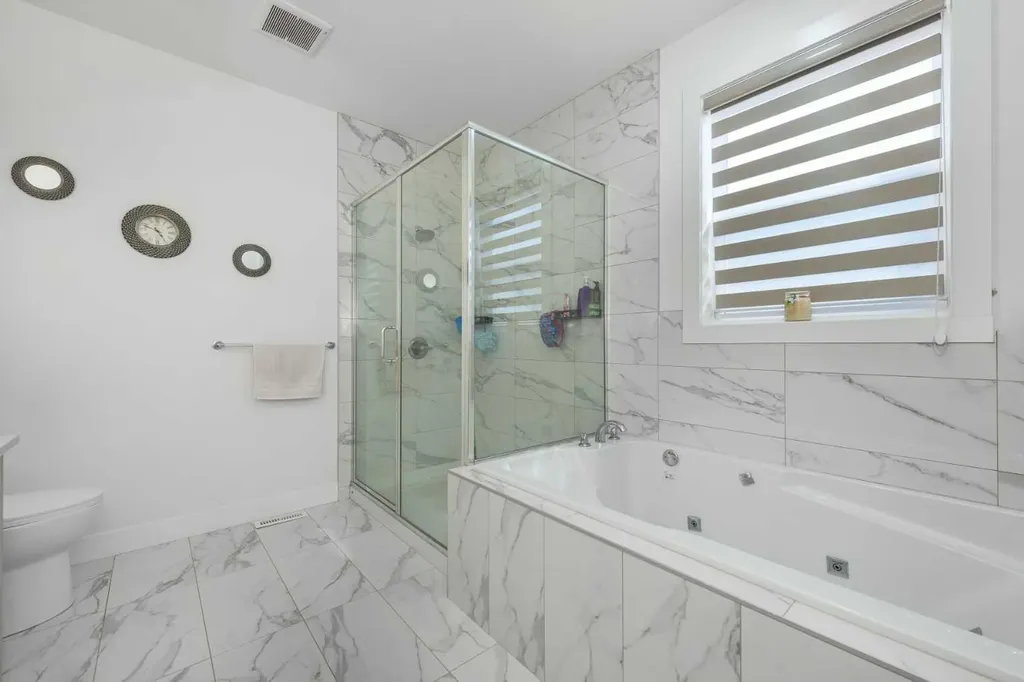 1001 Waterford Drive SE Chestermere AB T1X2T7