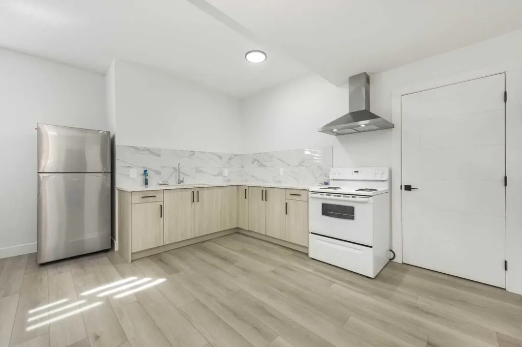 1001 Waterford Drive SE Chestermere AB T1X2T7