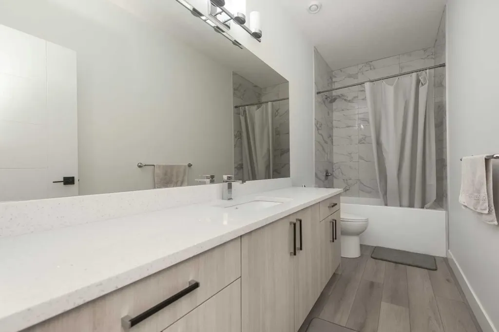 1001 Waterford Drive SE Chestermere AB T1X2T7