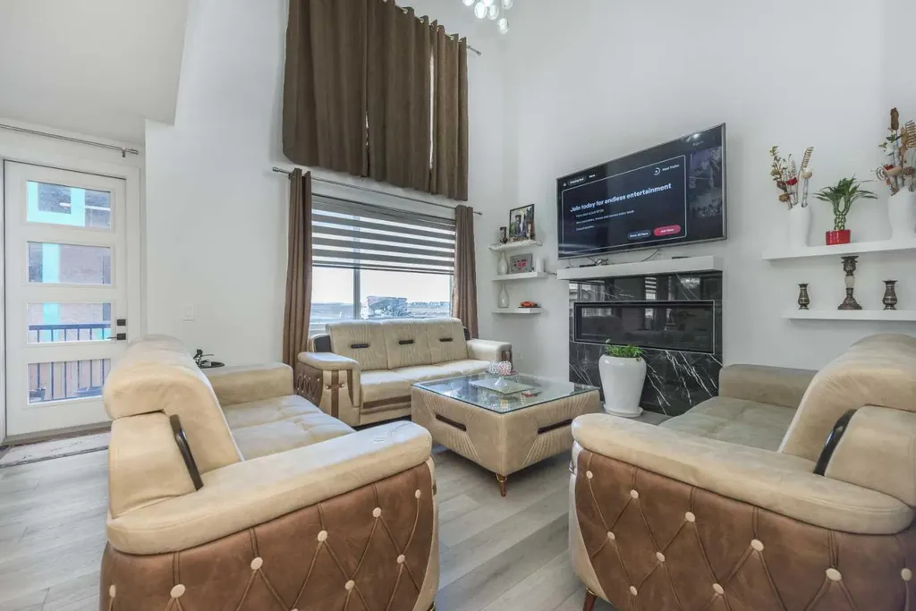 1001 Waterford Drive SE Chestermere AB T1X2T7