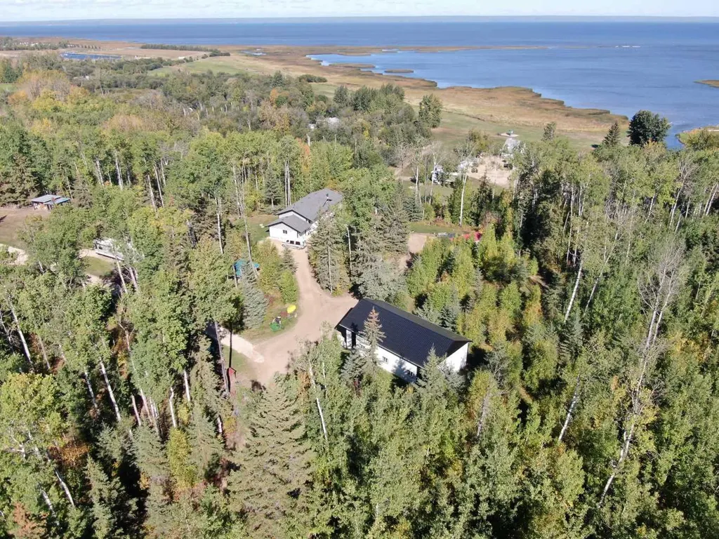 1ST Avenue Key Cove Estates Joussard AB T0G 1J0